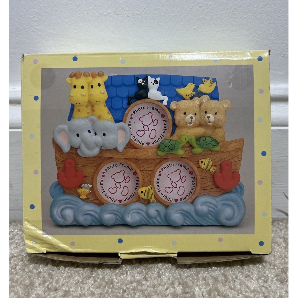 Kids Ceramic Noahs Animal Arc Free Standing Photo Frame For 3 Wallet Prints NWT